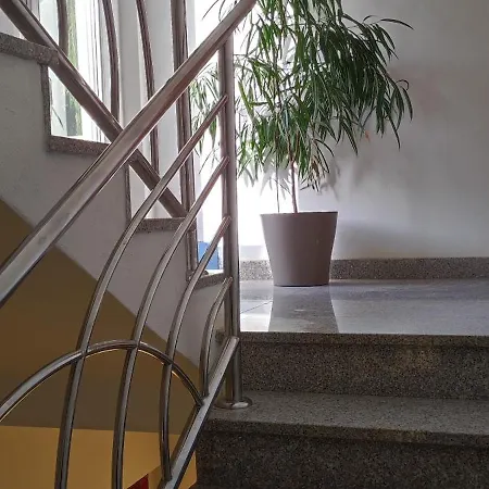 Olive Island Neviđane