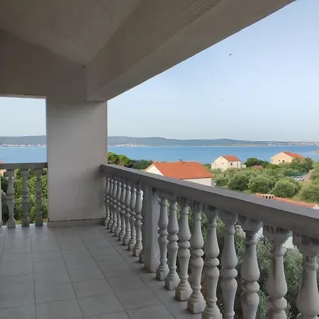 Olive Island * Neviđane