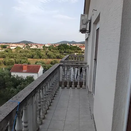 Appartamento Olive Island Neviđane