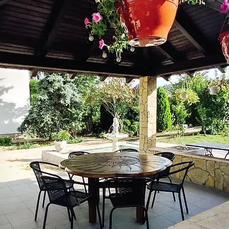 Olive Island Apartmán