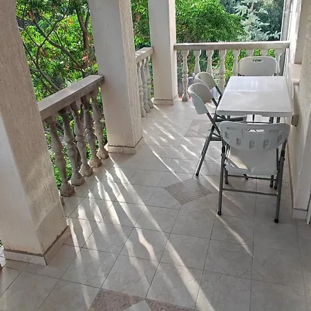 Olive Island Apartmán