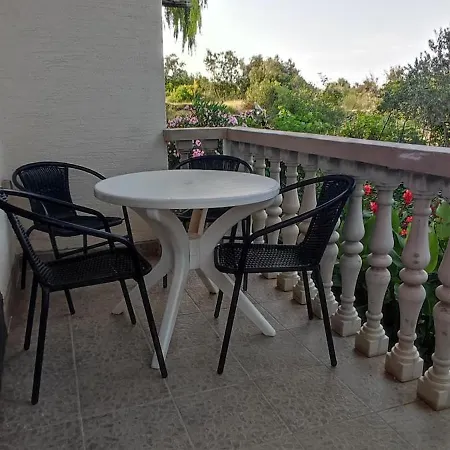 Apartment Olive Island