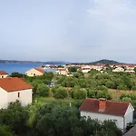 Apartament Olive Island Neviđane