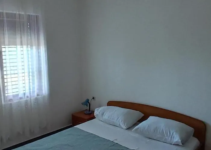 Olive Island 아파트 Neviđane