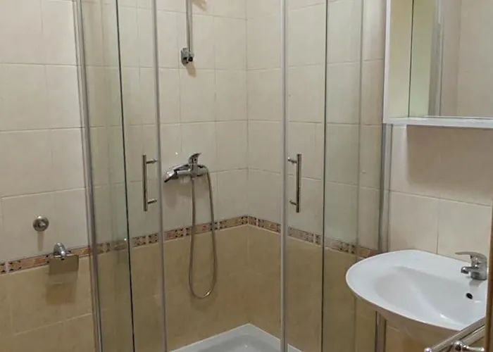 Olive Island Neviđane